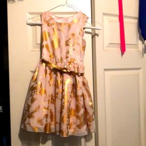 Girls dress
